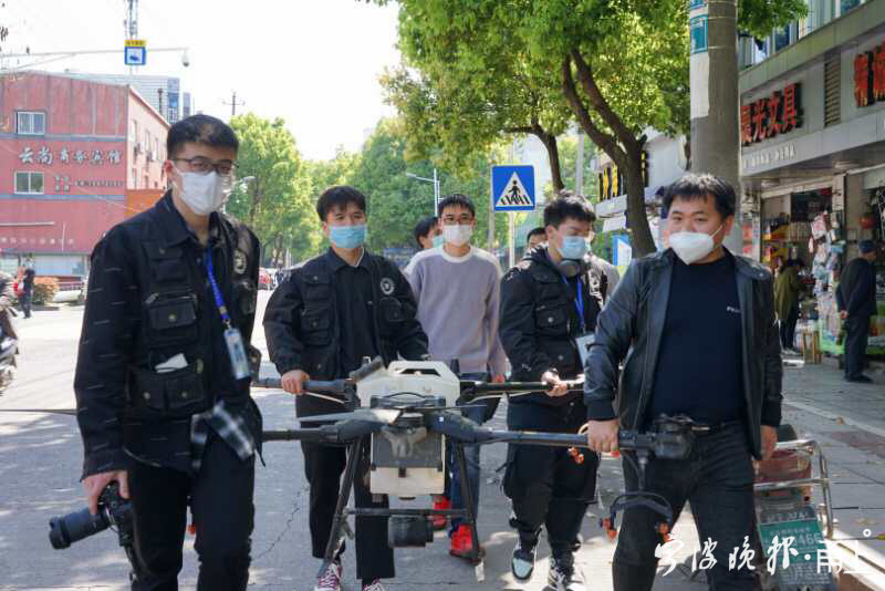 空中消杀，无人机“出战”！宁波一高校“硬核”护航中小学复学