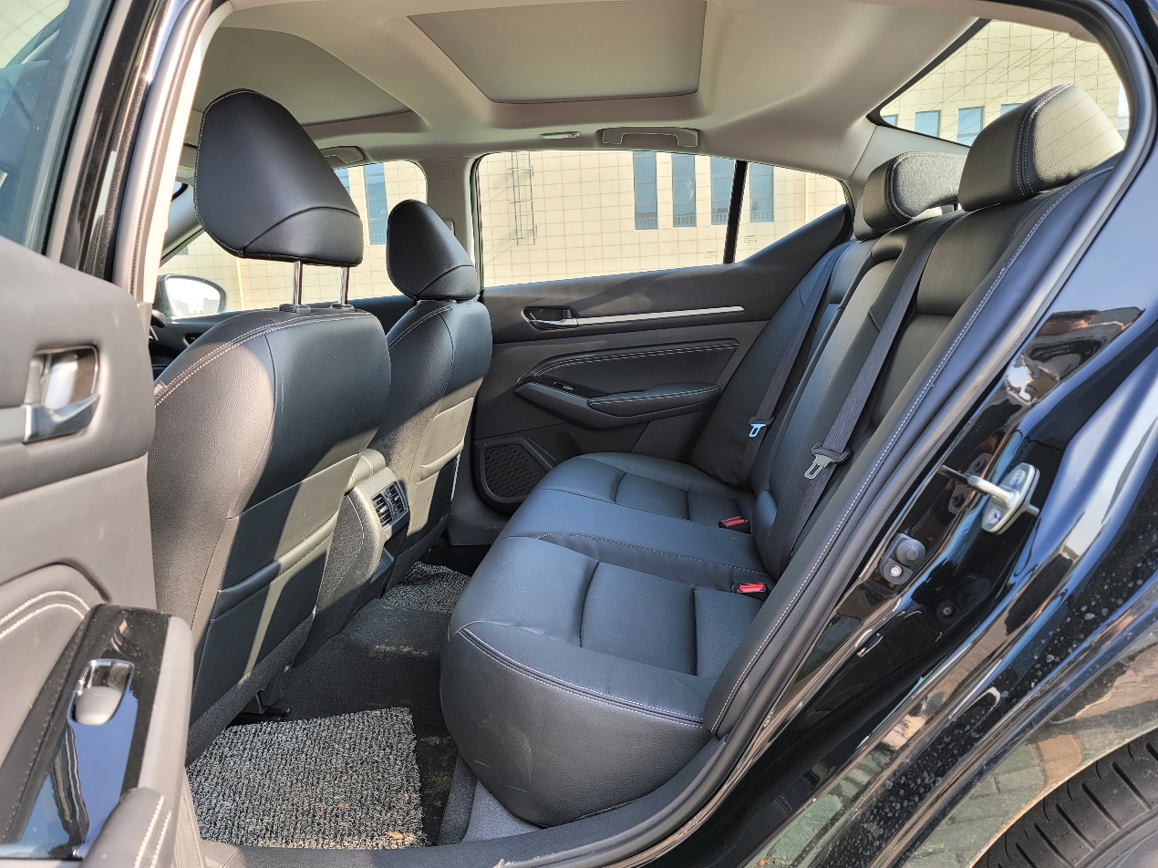 天籁2.0自吸高速第一视角,日产天籁2.0t0到100加速视频