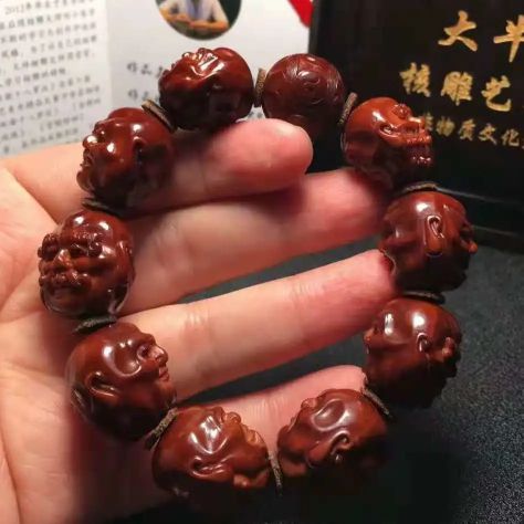 包浆玉化橄榄核冬天怎么保养,橄榄核手串包浆玉化油能用吗