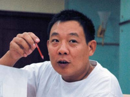 于东来欠债不敢出门的视频,商业鬼才于东来捐款5000万