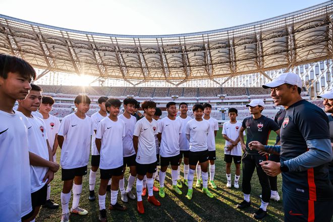 比肩梅西的球员,比肩梅西的中国巨星