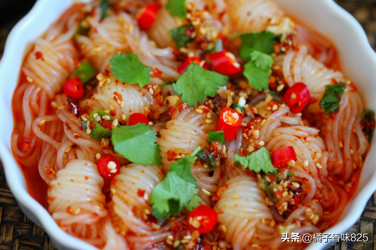 魔芋丝凉拌减肥,魔芋丝减脂餐即食好吃