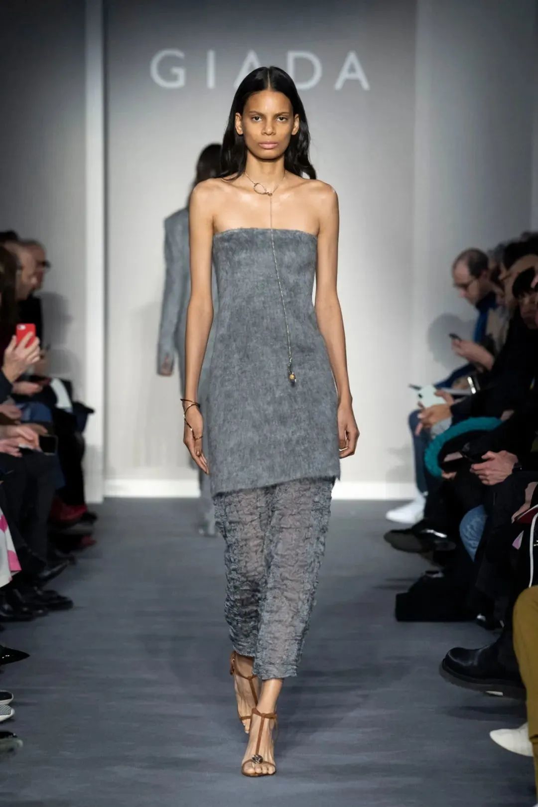 47岁董卿最惊艳的穿衣,董卿日常穿搭