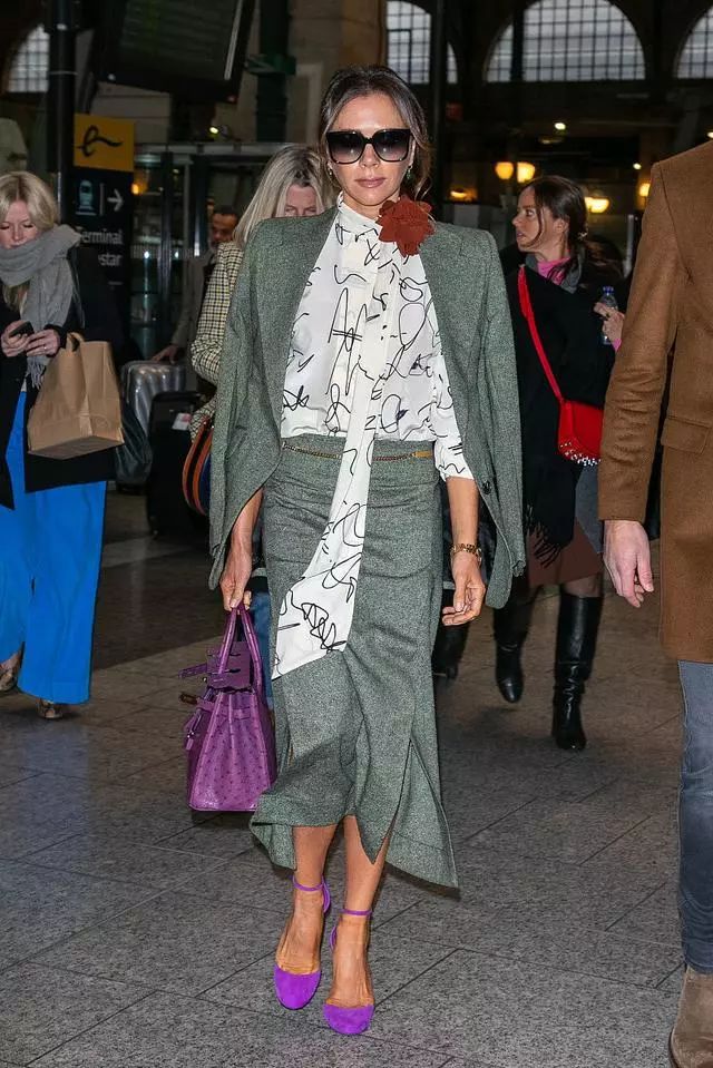 贝嫂衣品,贝嫂惊艳的穿搭