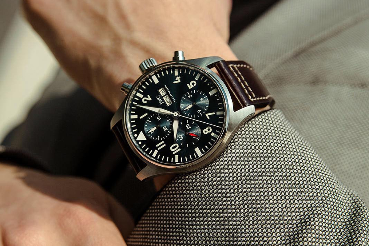 这几大功能都没有?那你可能买了块假航空表!