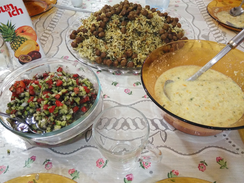 伊朗人来中国旅行免费吃饭,从伊朗旅行回来