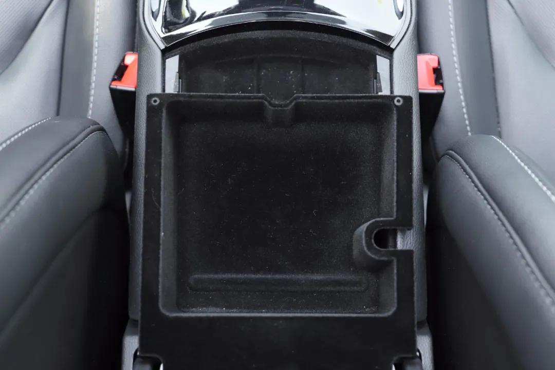 福特锐界对比汉兰达深度测评,锐界plus和汉兰达2.0t哪个值得买