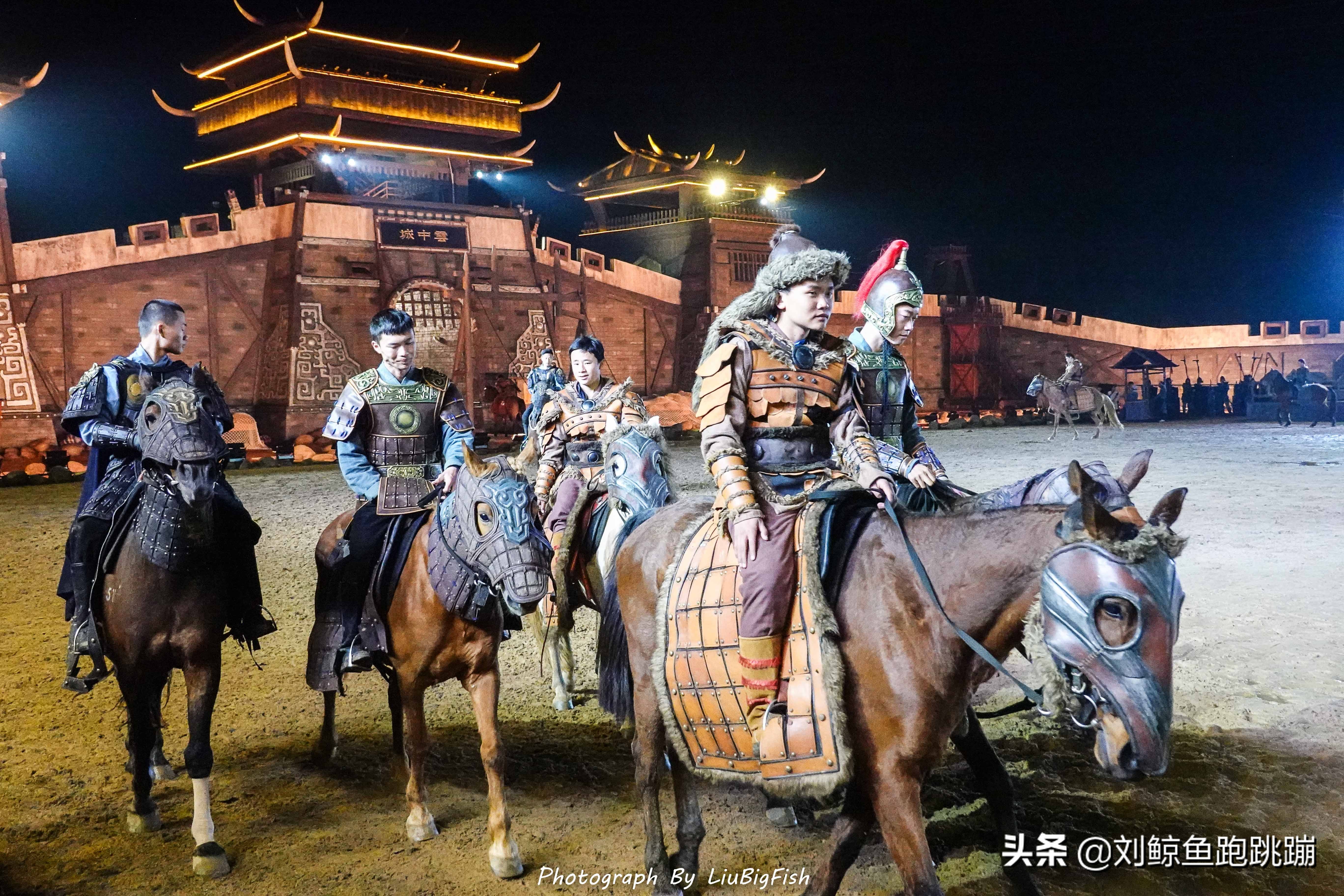 木兰草原马战演出直播,武汉木兰草原狂欢夜视频