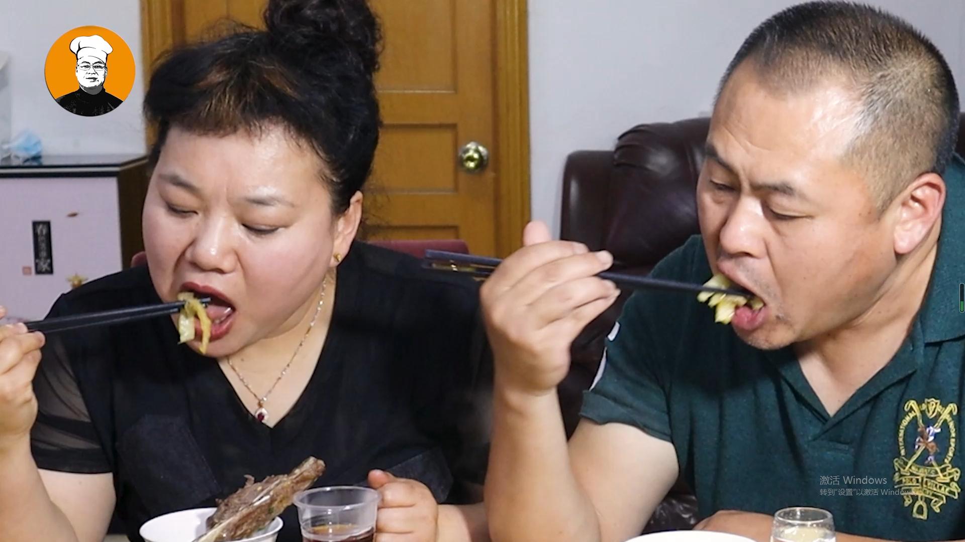 炒鸡杂臊子要不要焯水,酸豆角炒鸡杂要先焯水吗