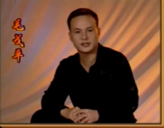 中国彩妆刷爆ins！背后“神仙”藏不住了！我：寄头可以包邮吗？