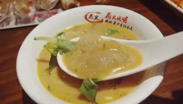 烧烤也能红遍金钻广场一条街,长春烧烤最有特色的烧烤店