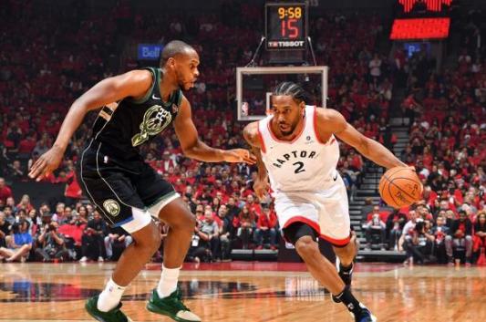 猛龙夺冠巡游洛瑞,洛瑞为什么能成为猛龙队史第一人