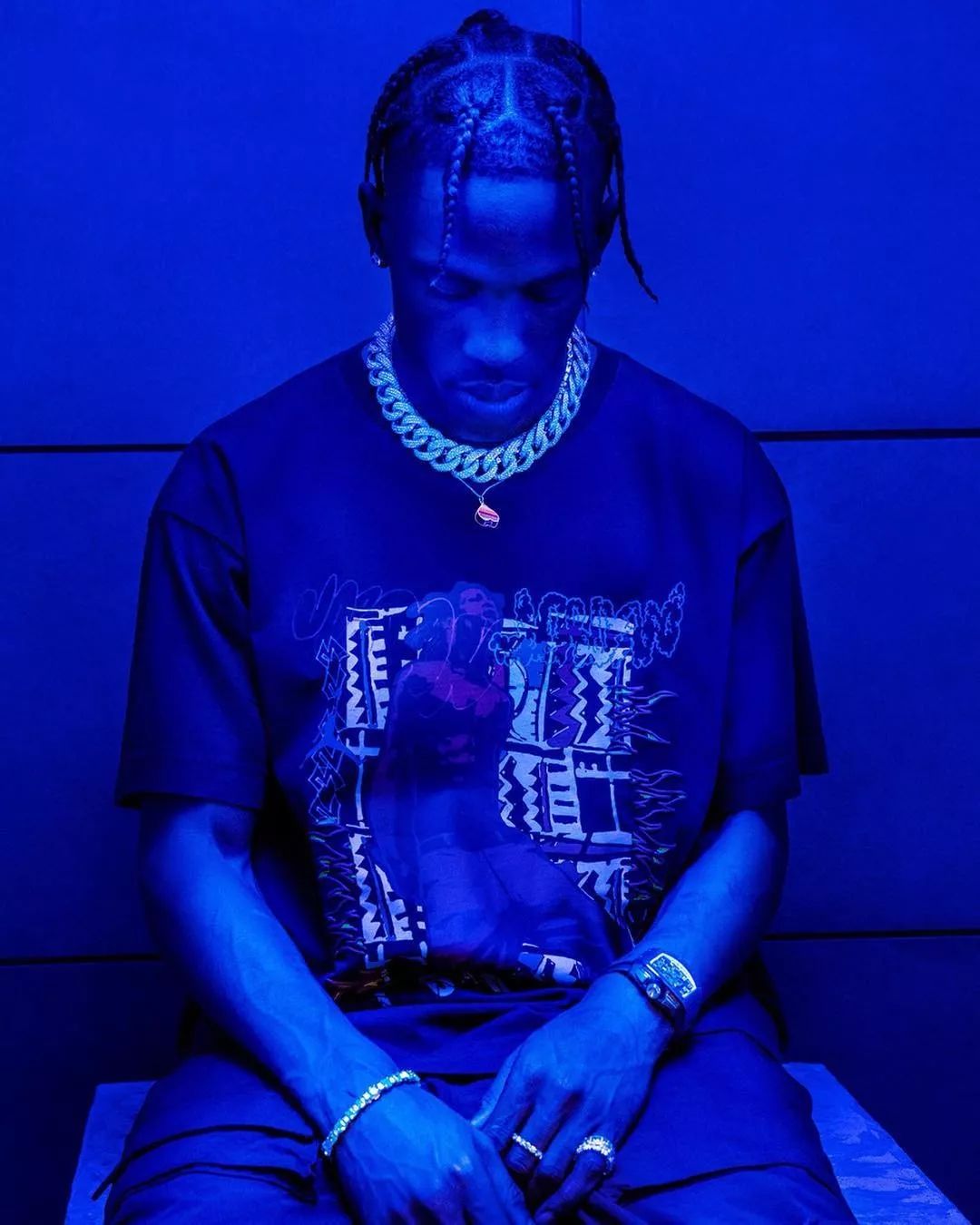 TravisScottxNike大招来袭！“黑*诱色**惑”势必引发不小波动