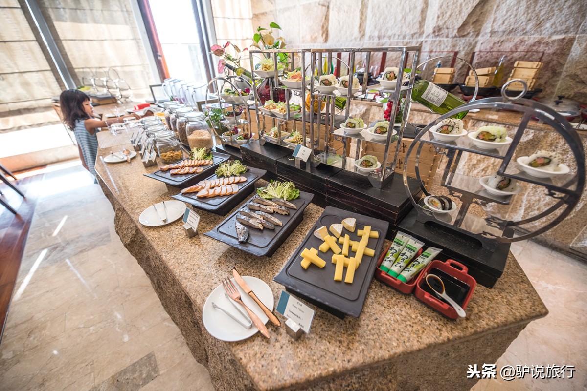 天房洲际与亚特兰蒂斯,天房洲际酒店和亚特兰蒂斯