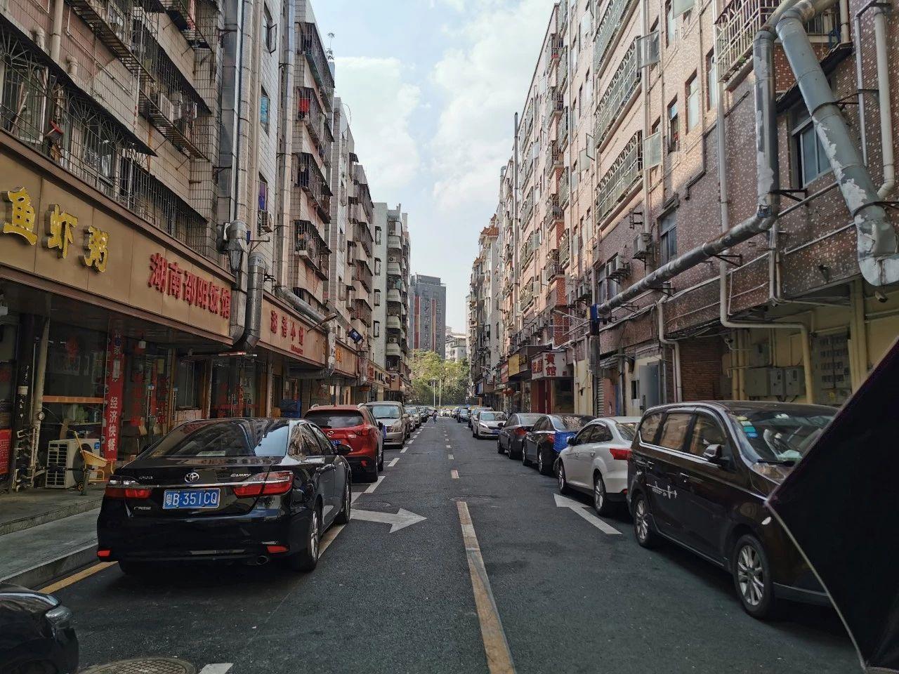 开家餐饮店的流程及费用,餐厅选址可行性报告