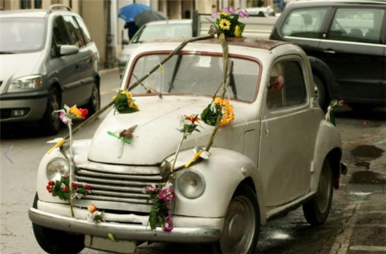 开宝马2系敞篷车主真实感受,私家车跑婚庆赚钱吗