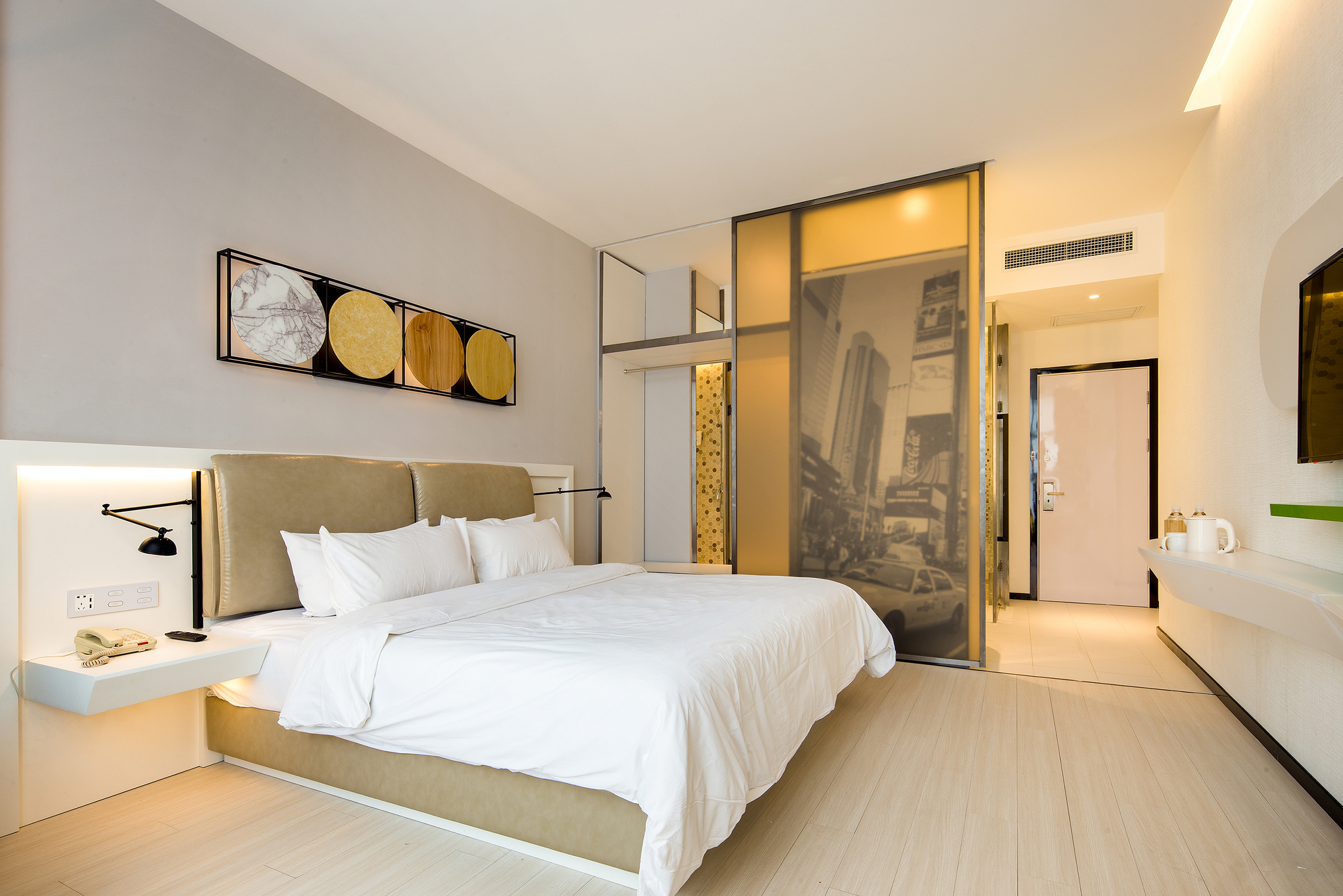 用设计定制生活，昆明ibisstyles品牌酒店设计！