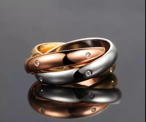 对付女人,没有一件珠宝解决不了的!