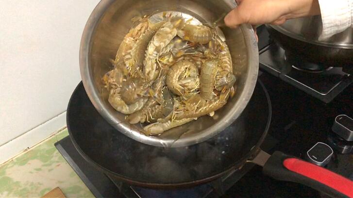 煮皮皮虾开水下锅还是冷水下锅,清煮皮皮虾冷水下锅还是热水下锅