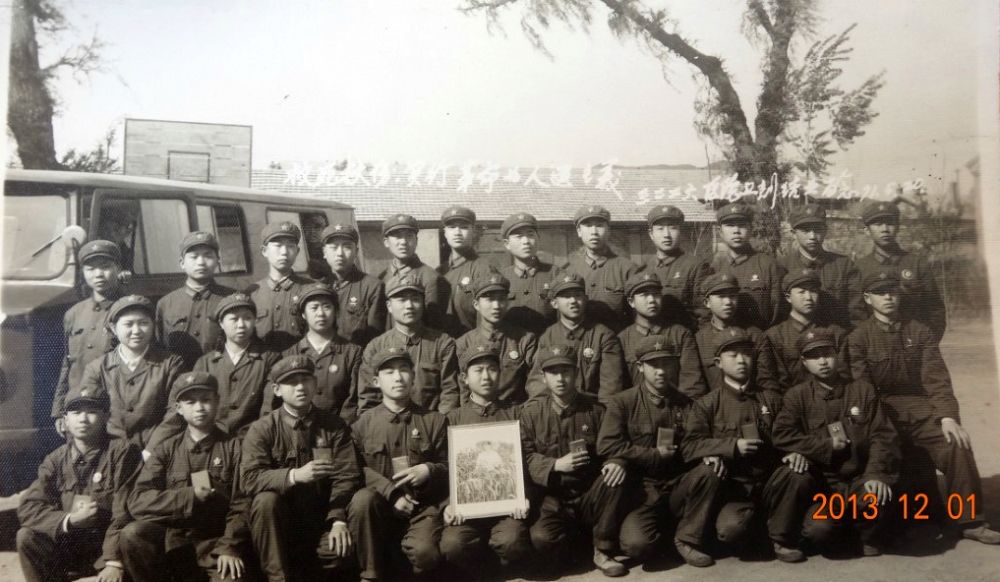 我在部队入*党**的经历*党**员要吃苦在前享受在后