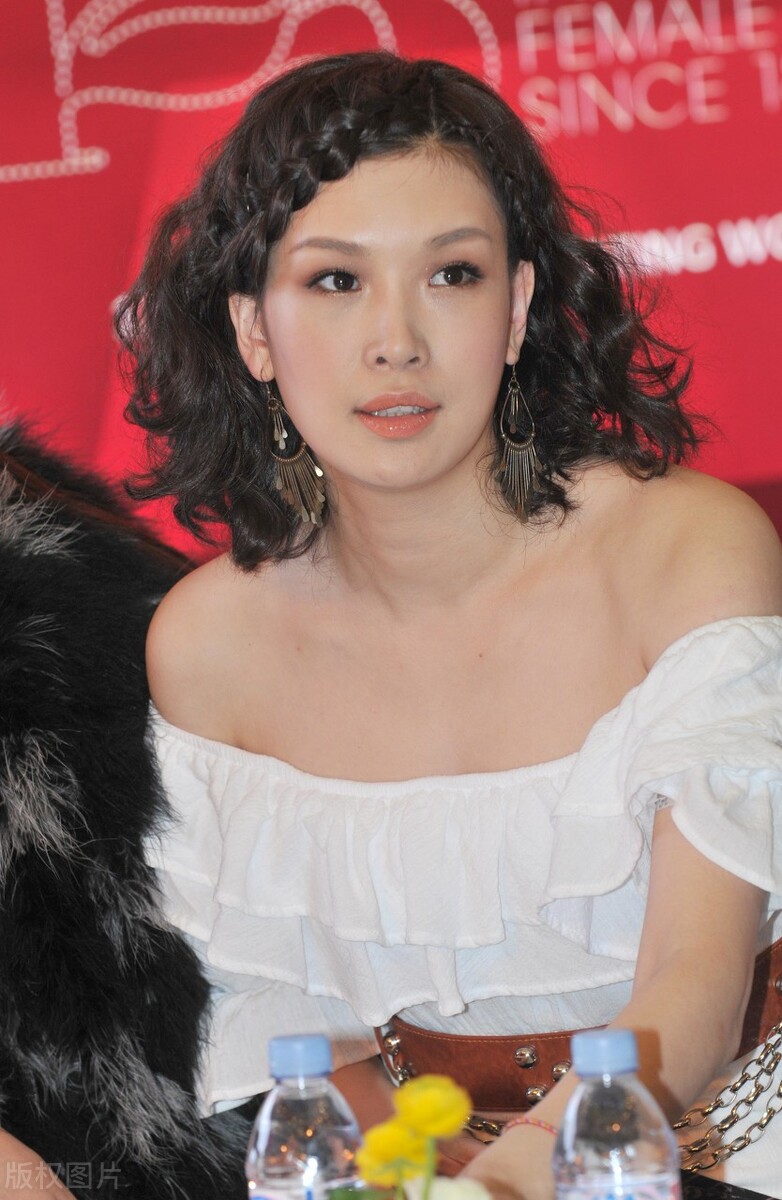 佟晨洁小沈龙,佟晨洁当爱已成往事