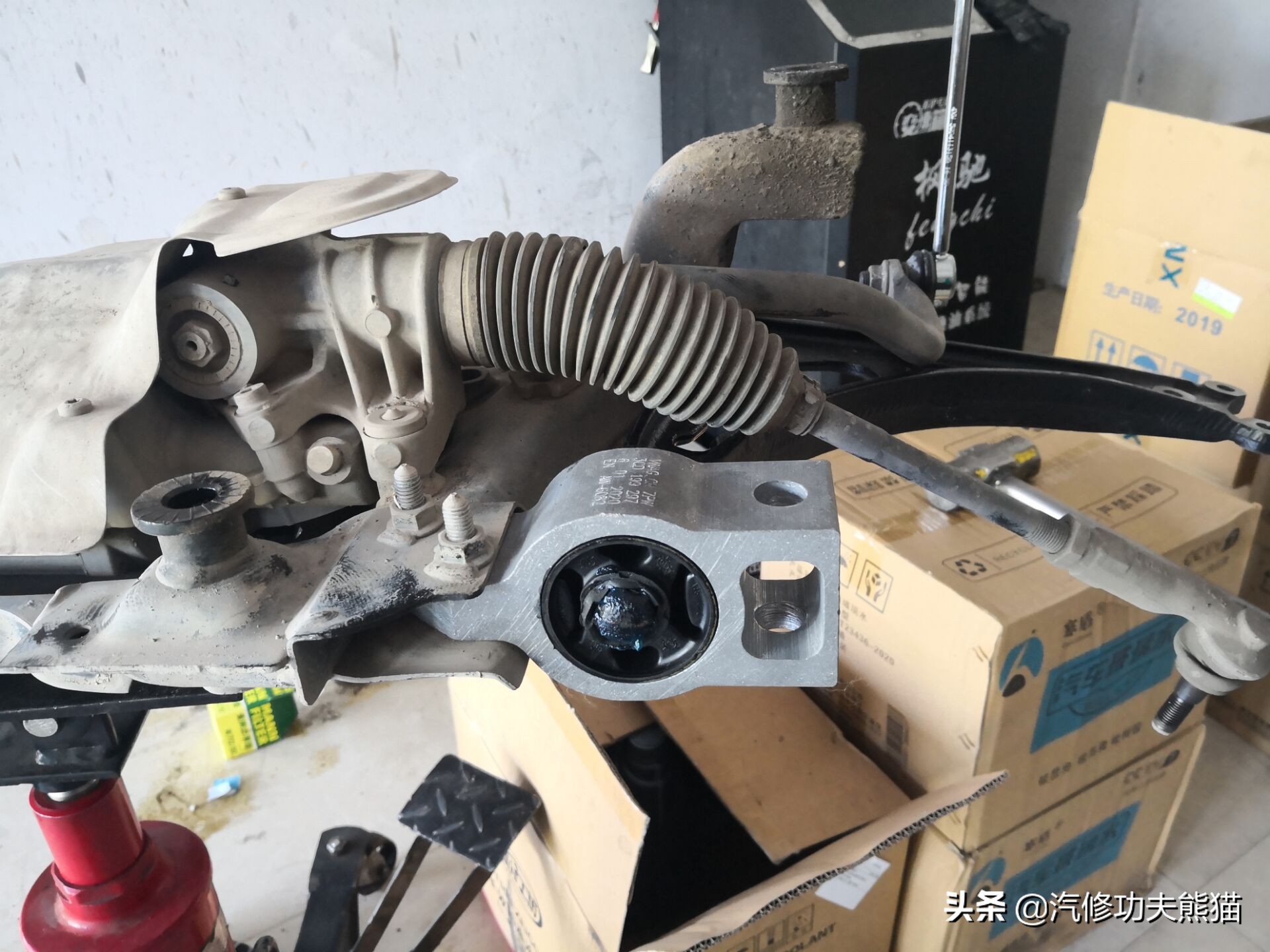 2017款途观丝绸之路1.8t烧机油吗,途观2015款1.8t四驱豪华版烧机油