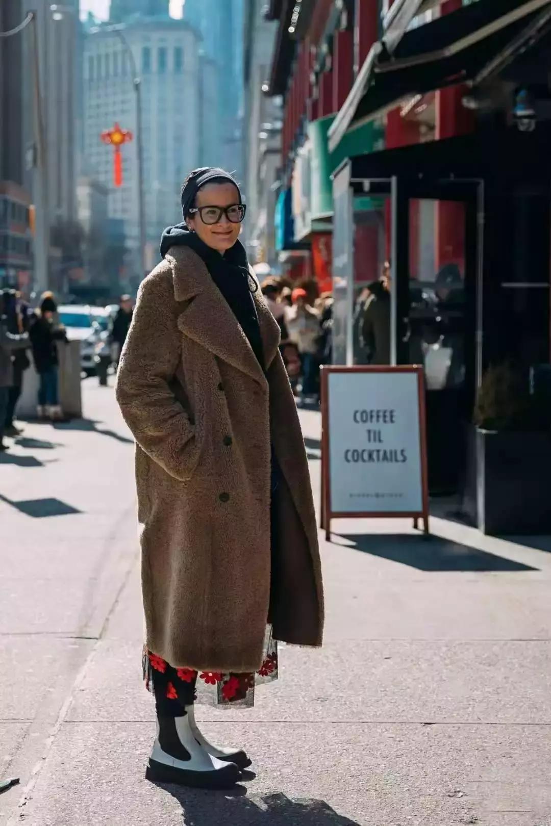 大衣掉色如何处理,毛呢大衣掉色严重怎么处理