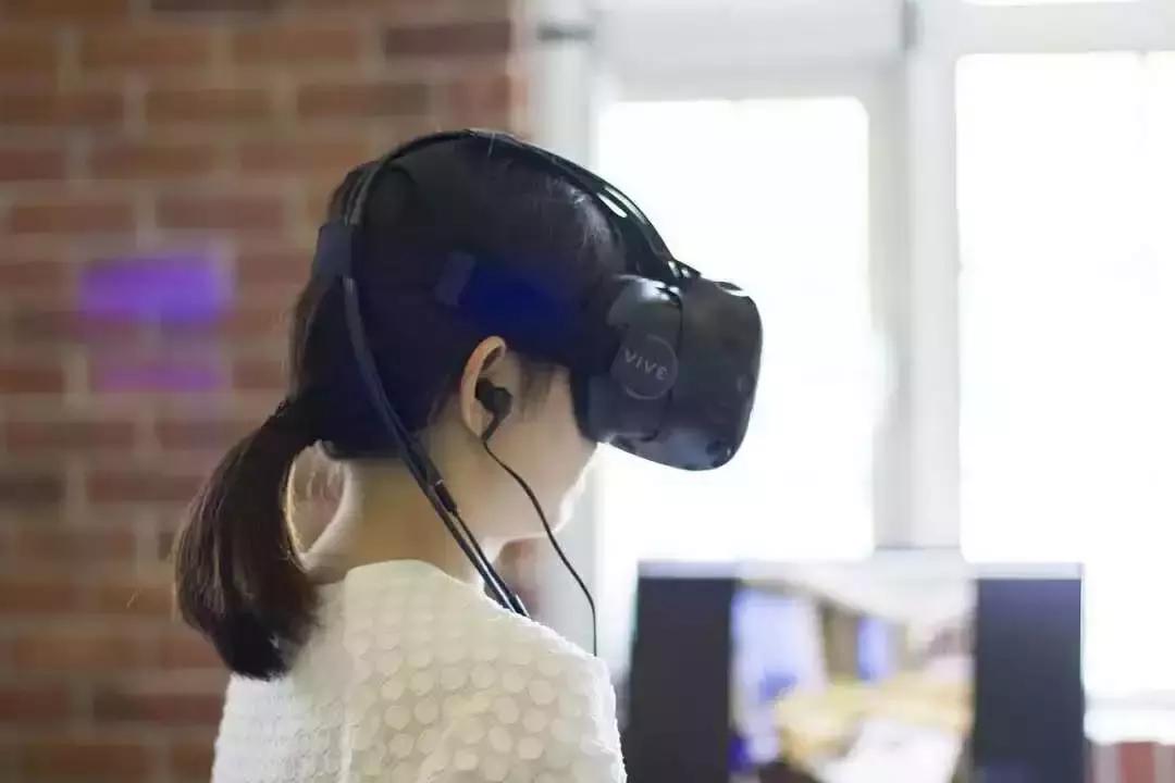 回忆杀！好想再通关一次“魂斗罗”，吃一次大大泡泡糖……