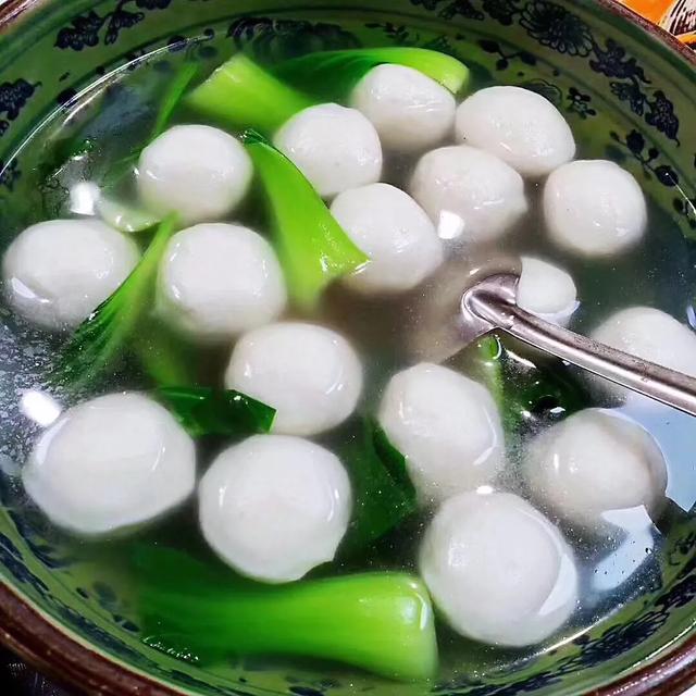 石浦马鲛鱼丸制作全过程,宁波象山石浦马鲛鱼肉丸做法