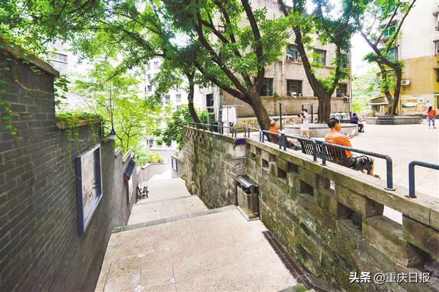 重庆最早的党组织是多久成立的,中国共产党的初心和使命党史事例