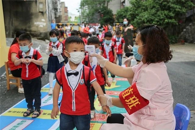 公立幼儿园不让孩子上学怎么处理,公立幼儿园可以春季入学么