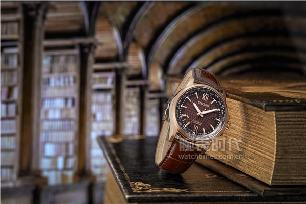 西铁城光动能军旅风格腕表,推荐一款戴着很舒服的西铁城手表