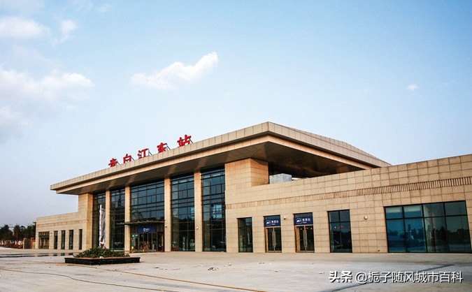 成都市辖区境内主要的27座火车站一览