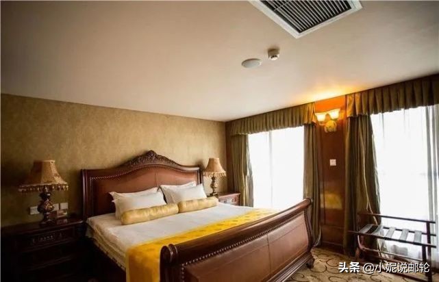 长江三峡游轮有电梯没有,三峡长江一号游轮的电梯