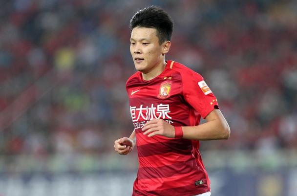 恒大飞翼加盟，富力欲重拾352阵型大打美丽足球，两翼齐飞或重现