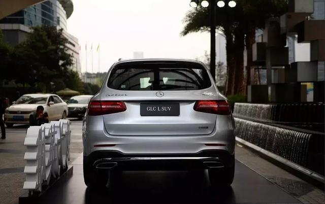 新款奔驰glc-l上市加长加量不加价,奔驰glc也即将推出加长版车型