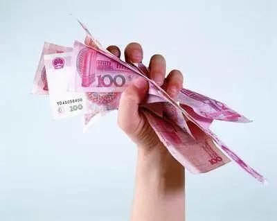 郑爽被曝日薪208万?!我的拳头硬了....