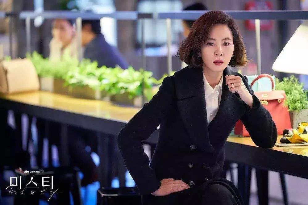 职业穿搭时尚感,职业穿搭有哪些单品