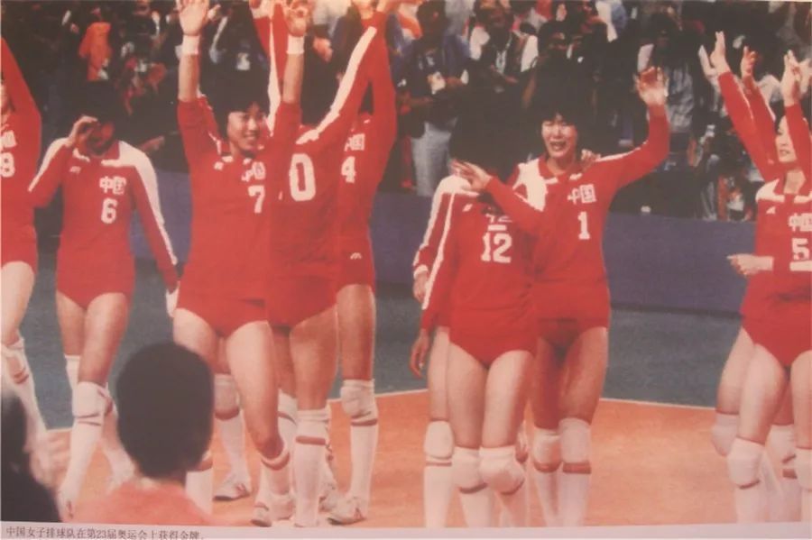 80年代回力白球鞋经典款,激荡八十年代