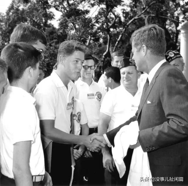 罕见的名人合影照片,罕见人物照片