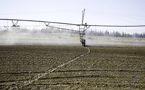 澳洲农田浇水方法,澳洲农业条件