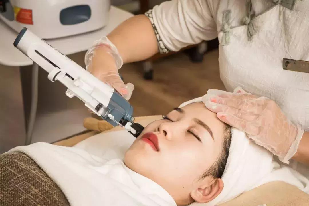 火爆欧洲、迪拜的“漂浮舱”来天津了!躺45分钟等于睡眠8小时