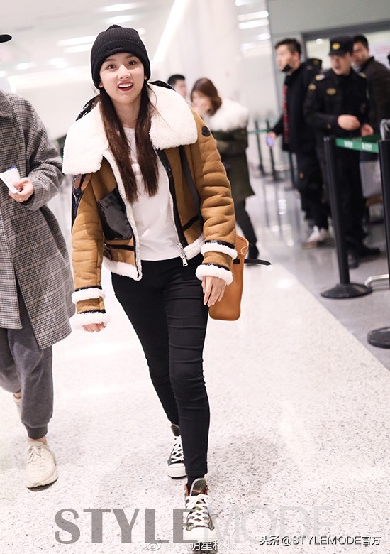 立领复古冬季机车夹克,冬季保暖机车夹克套装时髦搭配