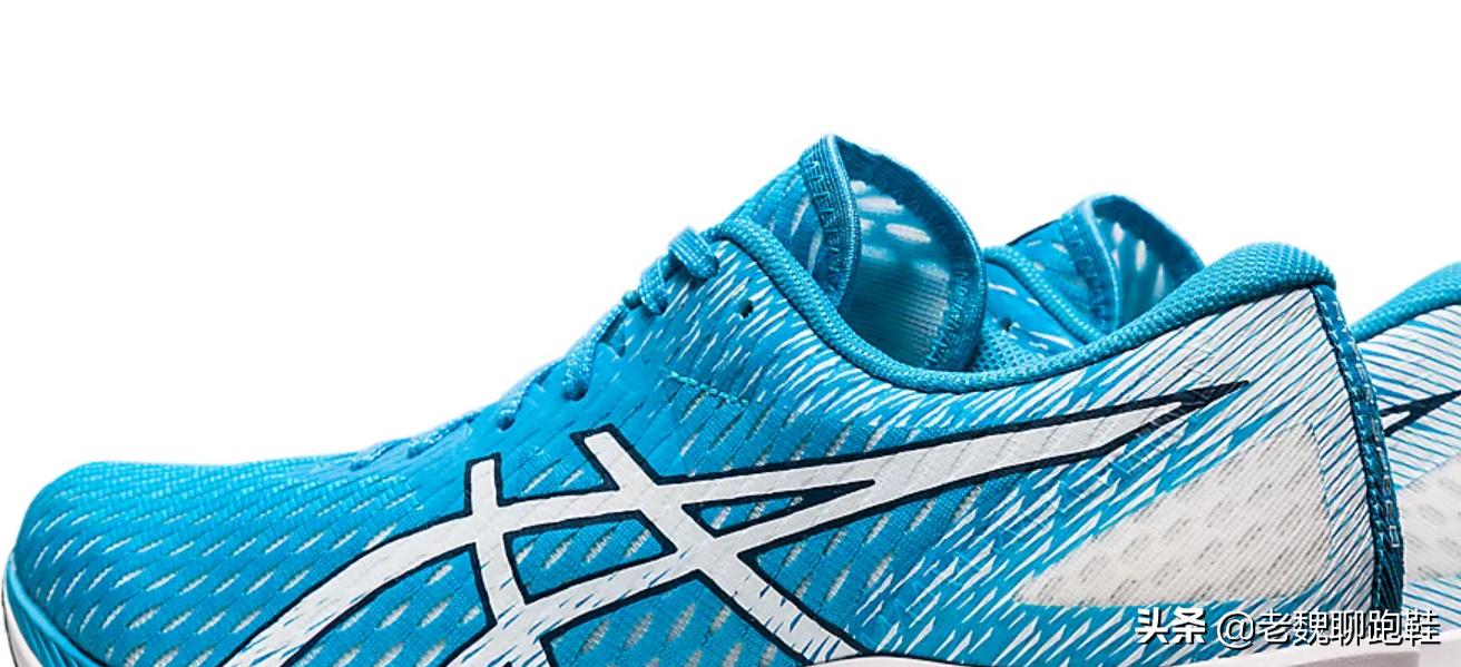 亚瑟士碳板跑鞋推荐前十名,亚瑟士耐克碳板跑鞋对比