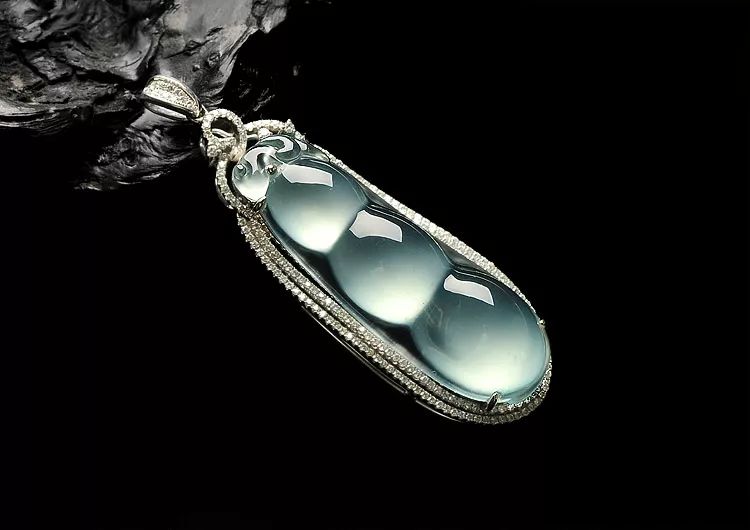 翡翠鉴定专家都知道的最新方法,翡翠原石场口鉴定技巧及鉴别方法