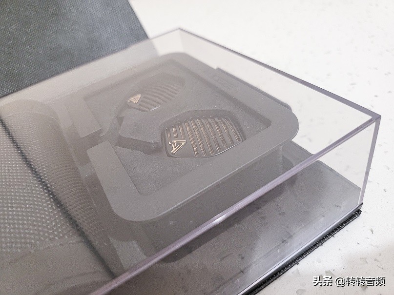 audeze奥蒂兹lcd3,奥蒂兹lcd-i4开箱