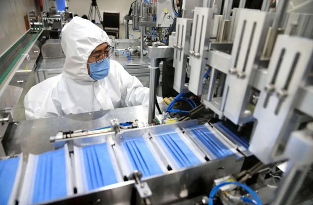 药店高价卖口罩怎么办,实体药店买的口罩不给退怎么办