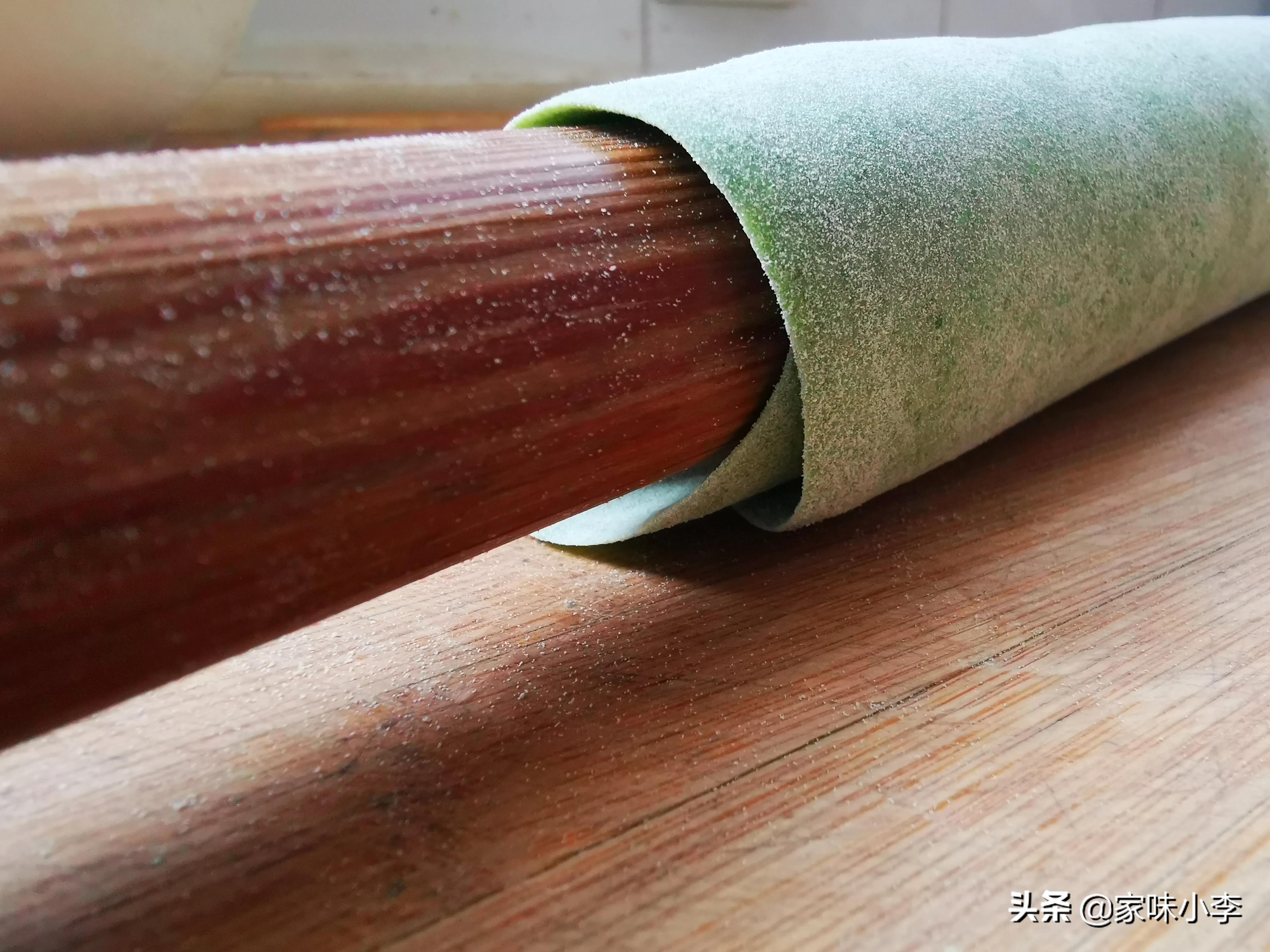 手擀面面条一煮就断什么原因,手擀面一煮到锅里就断怎么回事