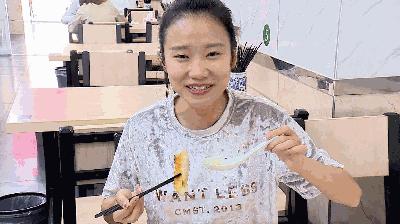 早餐界的“扛把子”，宁可扶墙走也不能错过的一家锅贴店