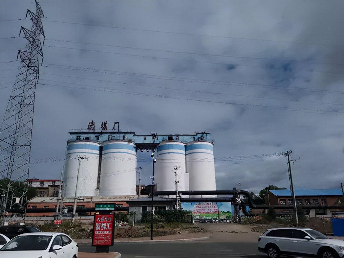 鹤岗市区清晨六点钟,鹤岗5路车几点发车